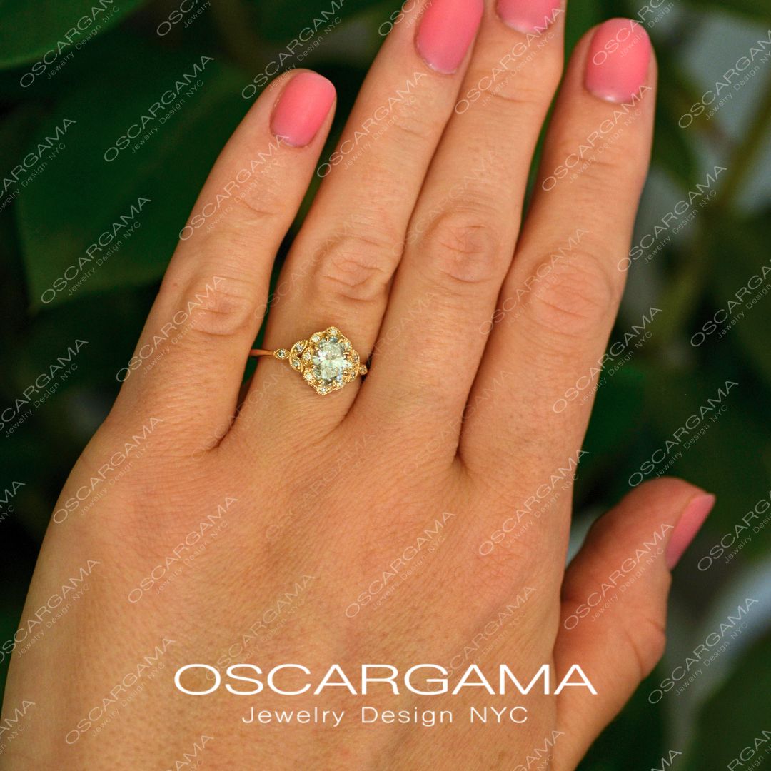 Daisy vintage inspired ring in hand