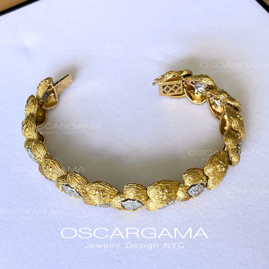 Original Vintage style mid-century bracelet in 18k gold and Platinum