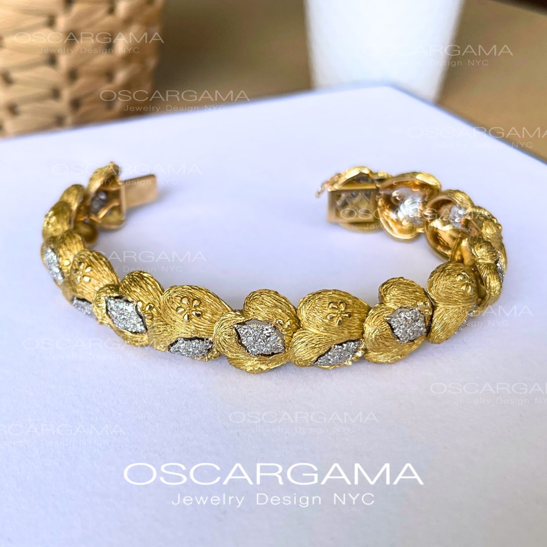 Original Vintage style mid-century bracelet in 18k gold and Platinum