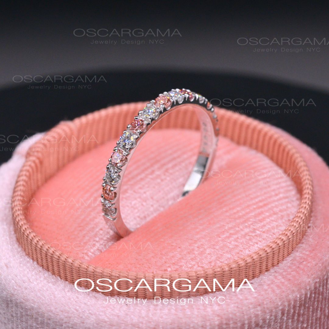 Wedding band with pink diamonds and white diamonds lab CVD in 14k gold