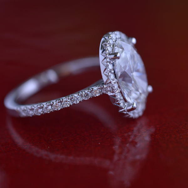 Amari 1.5 Ct oval diamond engagement ring | Naturesparkle